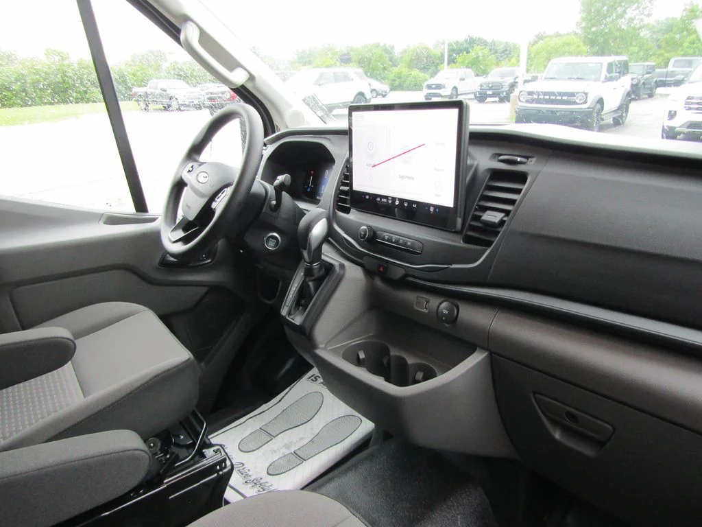 New 2026 Agate Black Metallic Ford Cargo Van image 19