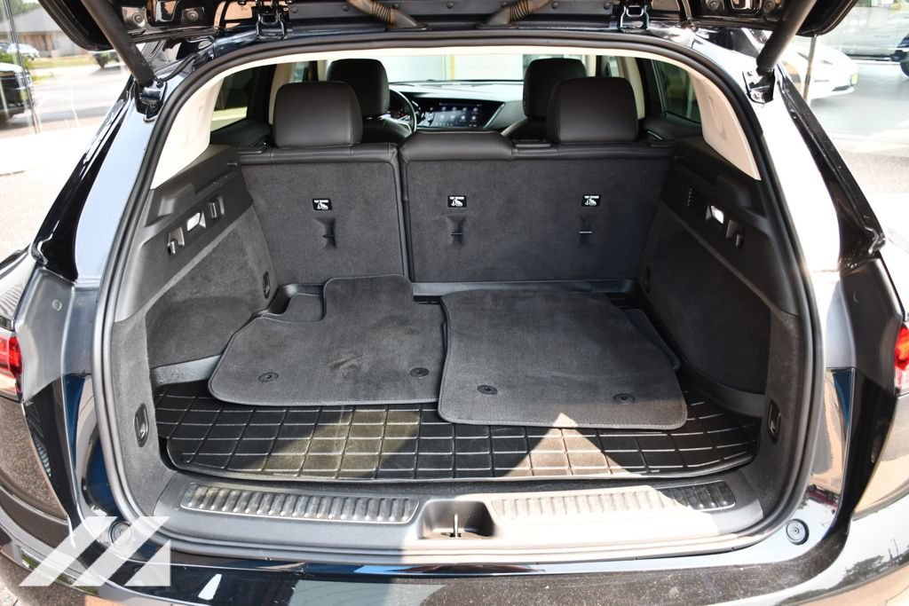 Used 2021 EBONY TWILIGHT METALLIC Buick Essence image 25