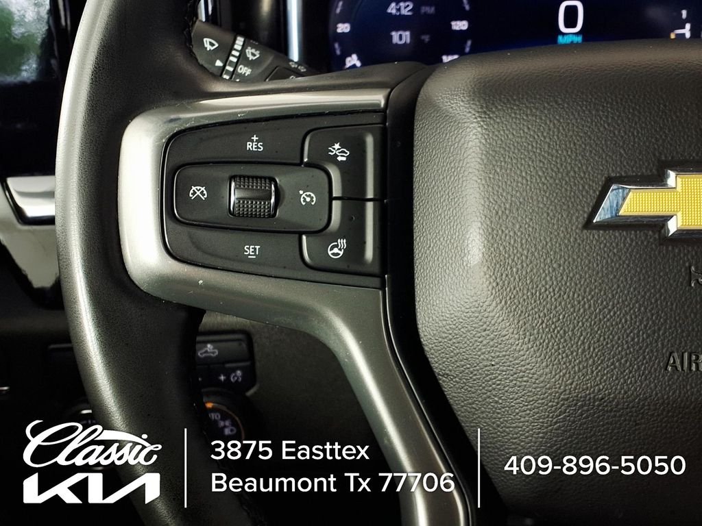 Used 2025 Gray Chevrolet LT image 21