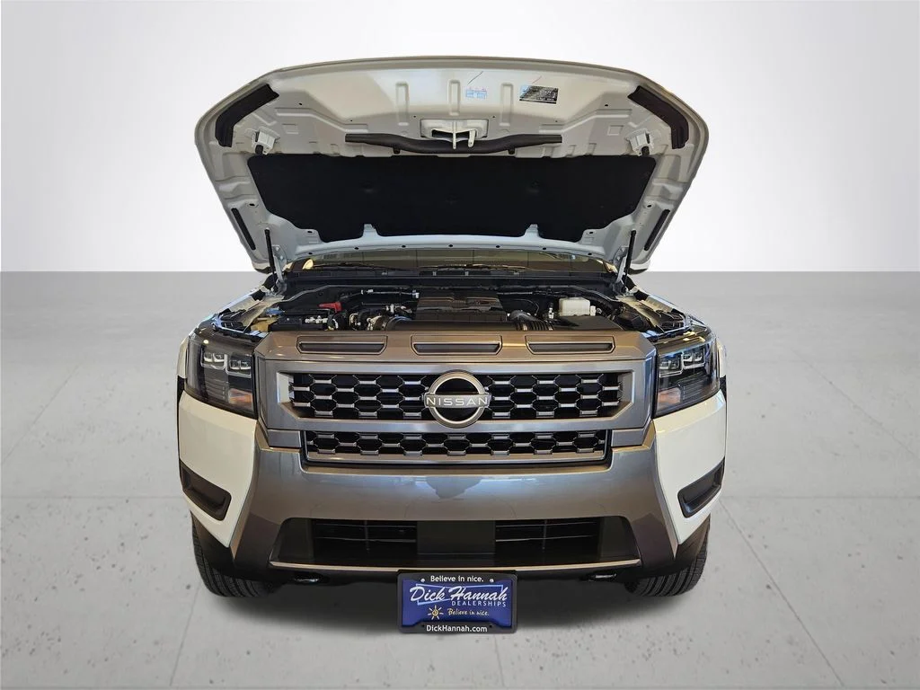 New 2026 Glacier White Nissan SV image 4