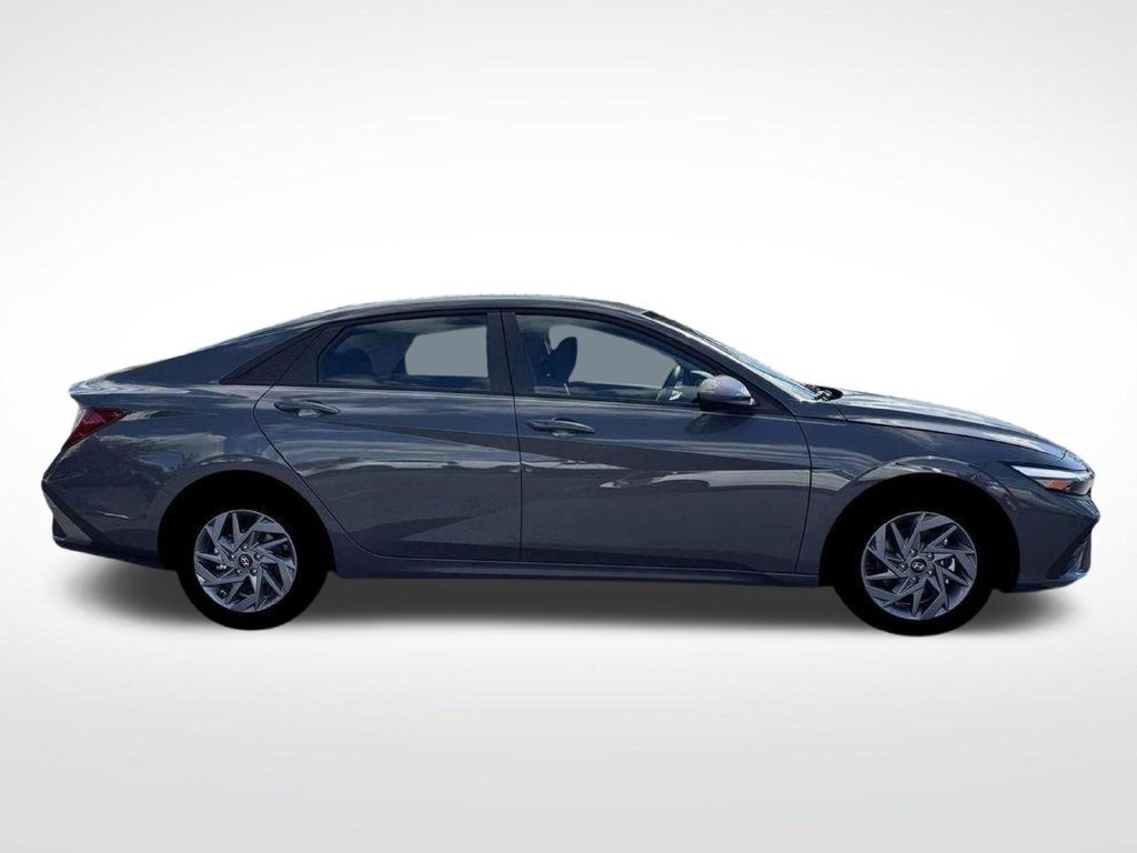 New 2026 Gray Hyundai Blue image 28
