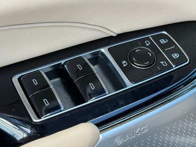 2026 Cadillac LYRIQ V Premium - Photo 18