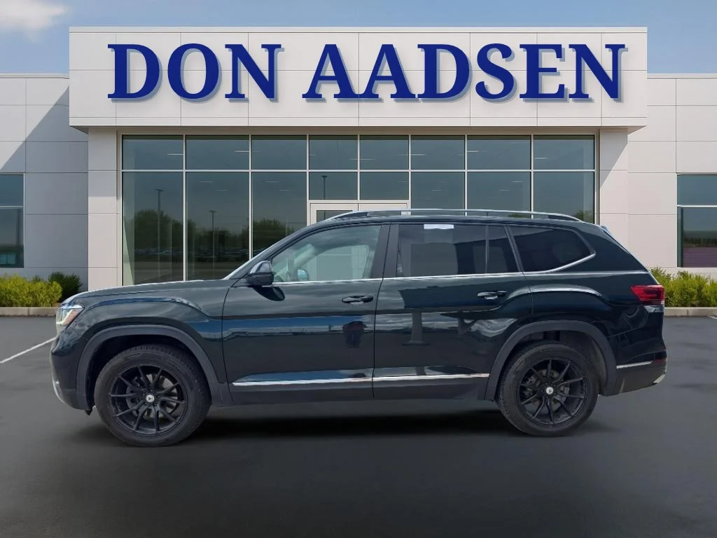Used 2021 Volkswagen Atlas SEL with VIN 1V2BR2CA2MC516538 for sale in Ronan, MT