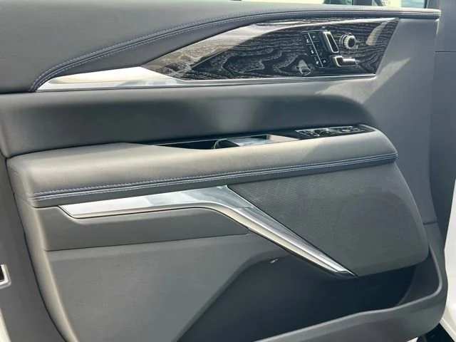 2026 Cadillac Escalade IQL Sport - Photo 13