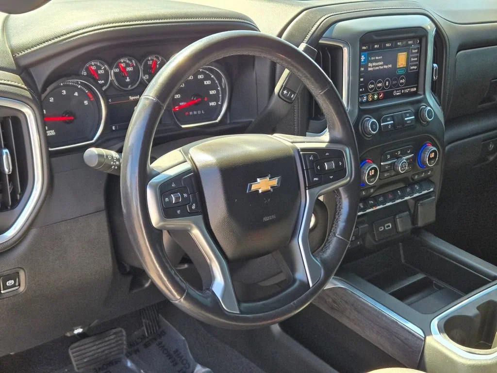 Used 2022 Summit White Chevrolet LTZ image 19