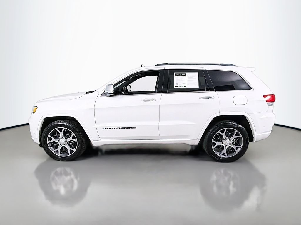 Used 2019 Ivory 3-Coat Jeep Overland image 4