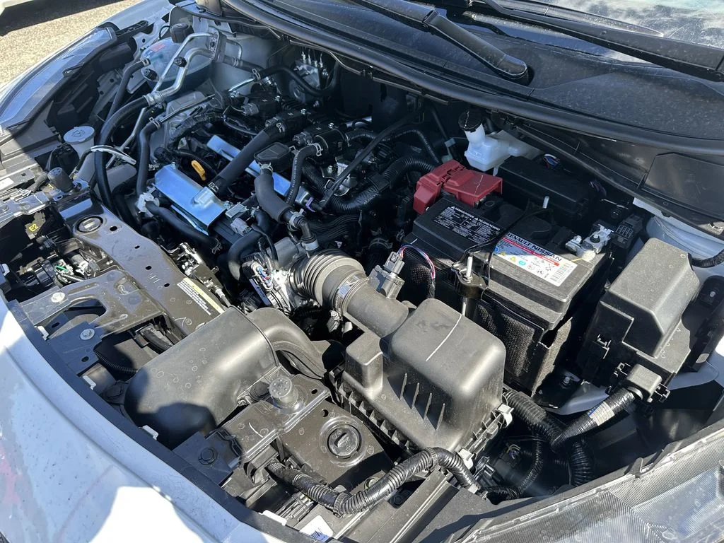 2025 Nissan Versa Sedan SV - Photo 24