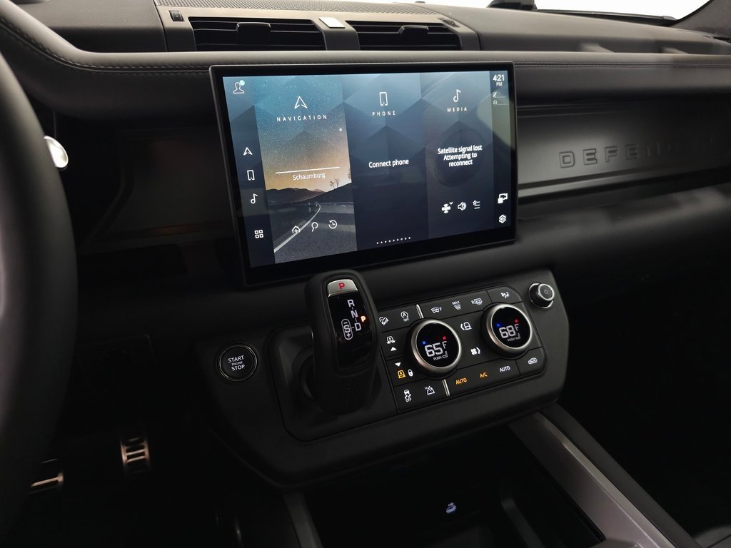 2025 LAND ROVER DEFENDER - Image 23