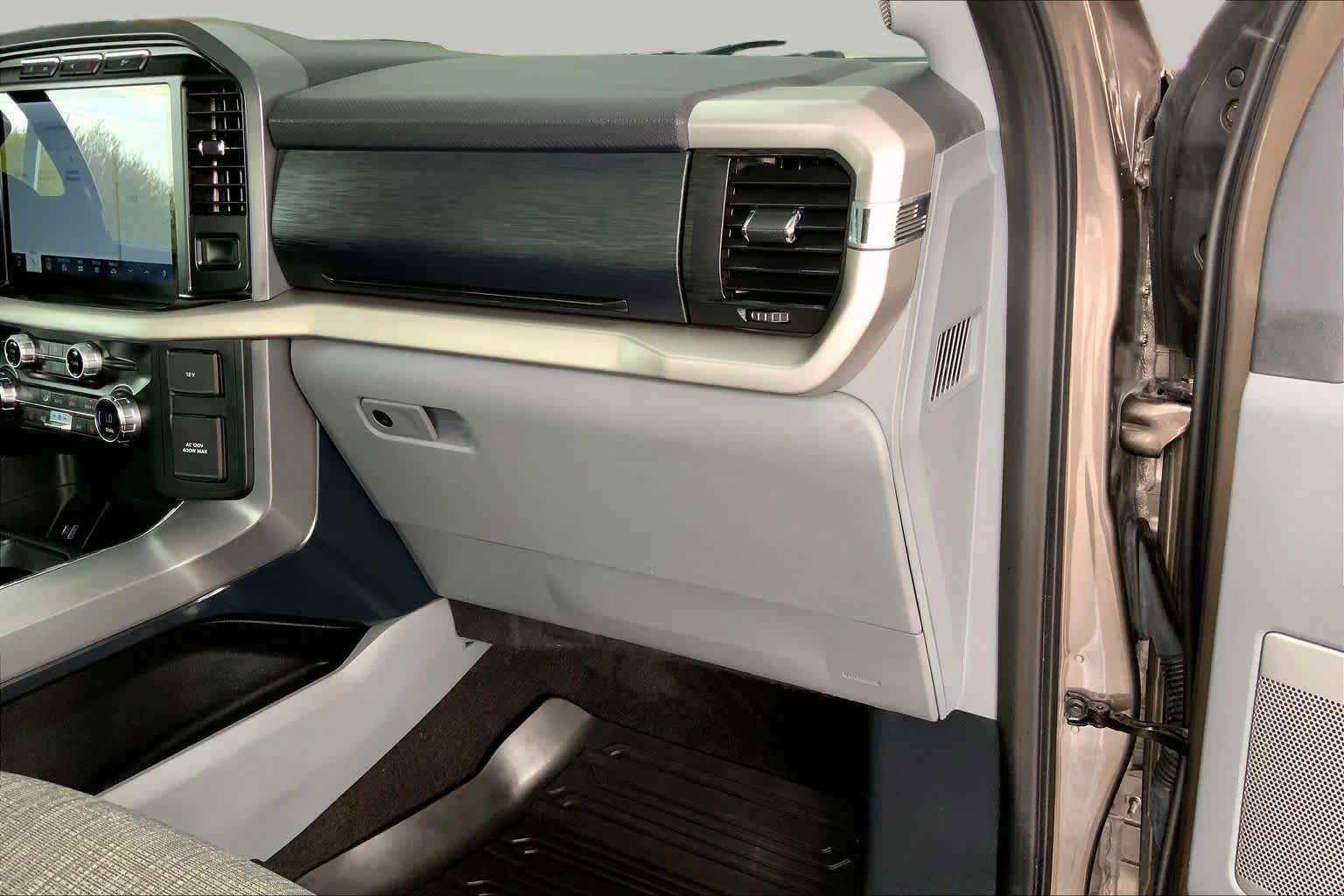 Used 2021 Stone Gray Metallic Ford XLT image 16
