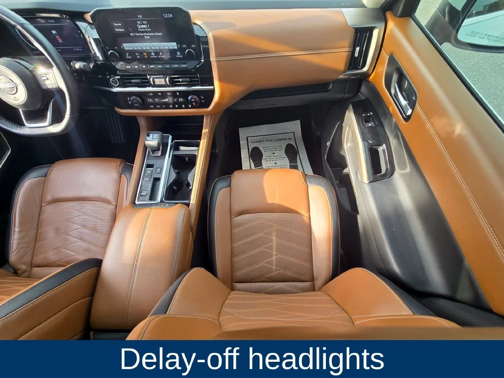 Used 2024 White Nissan Platinum image 18