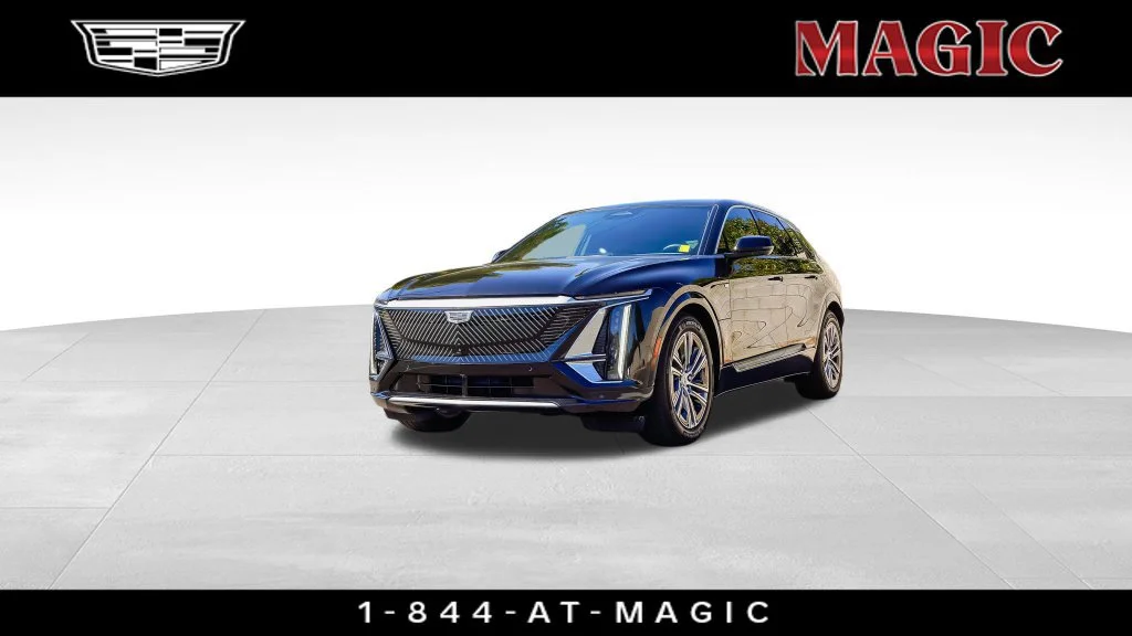 2024 Cadillac LYRIQ Luxury 3
