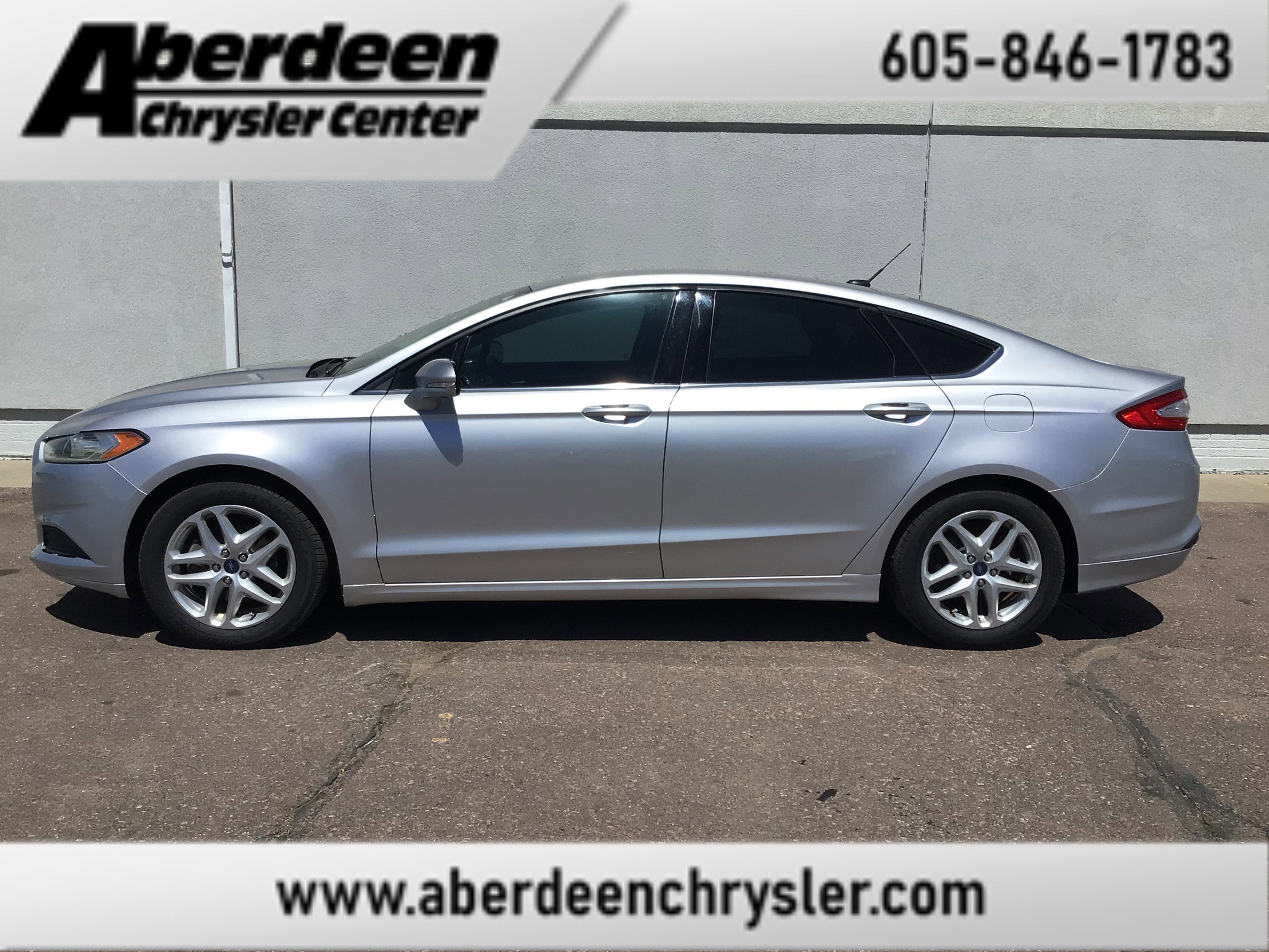 2015 Ford Fusion SE FWD's photo