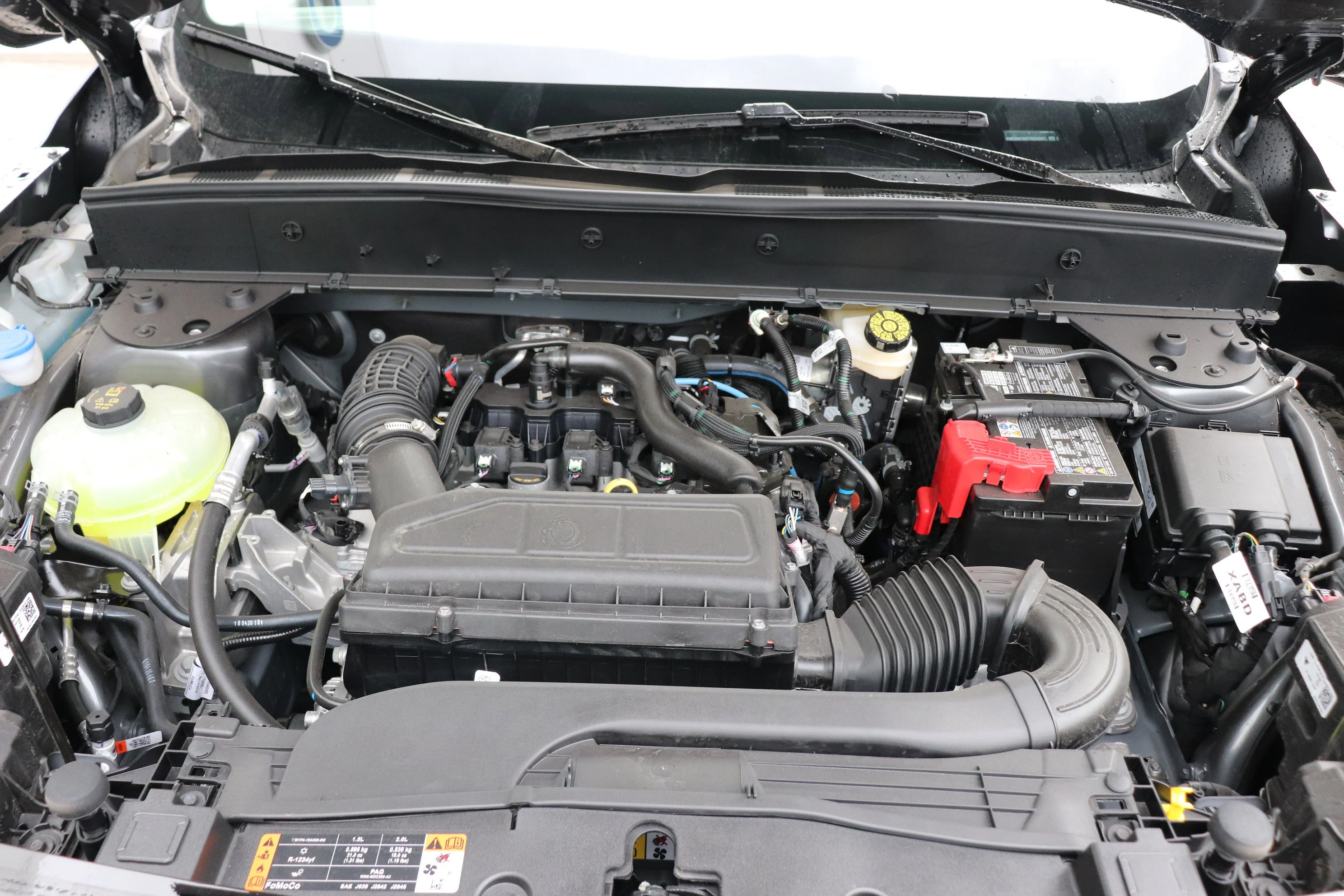 New 2026 CARBONIZED GREY Ford Outer Banks image 7