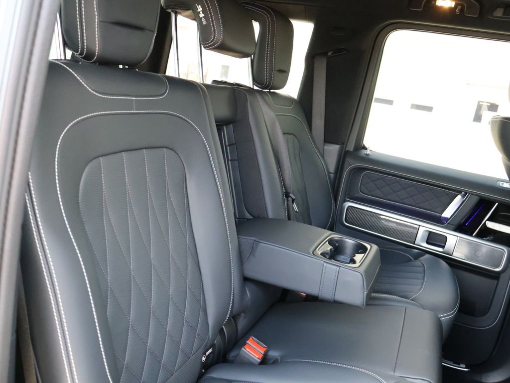 Used 2026 MANUFAKTUR Graphite Met Mercedes-Benz G 550 image 13