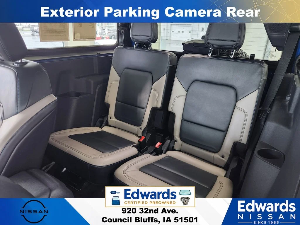 Used 2021 Blue Ford Wildtrak image 19