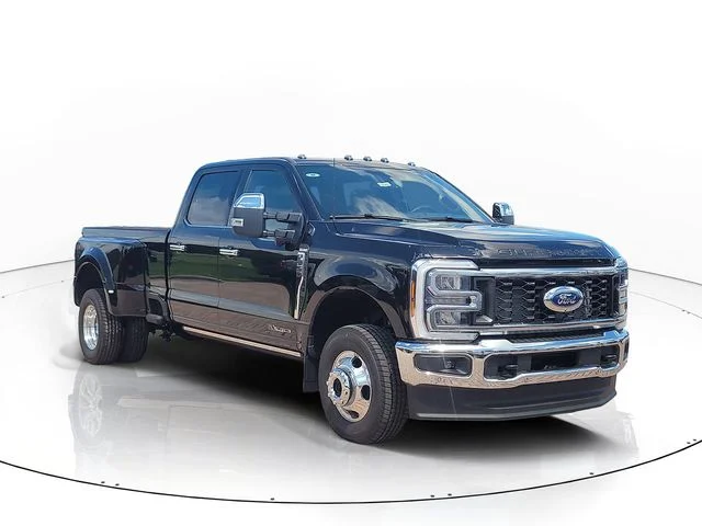 New 2026 Black Metallic Ford King Ranch image 3