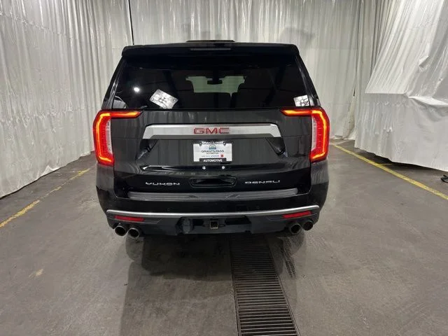 Used 2021 Onyx Black GMC Denali image 4