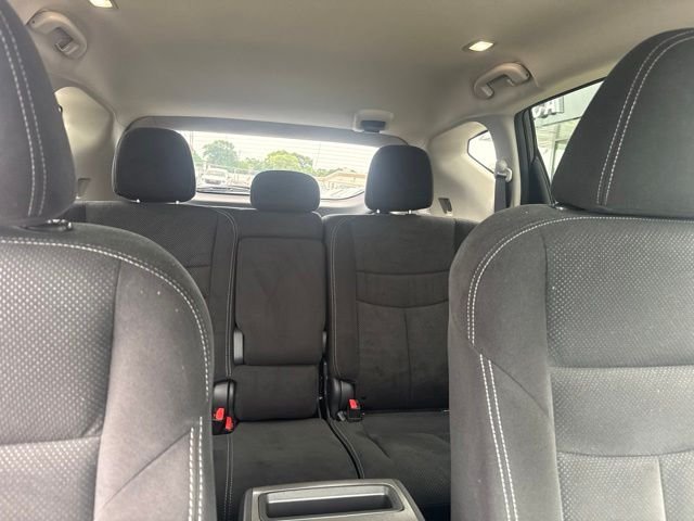 Used 2019 Gray Nissan S image 26
