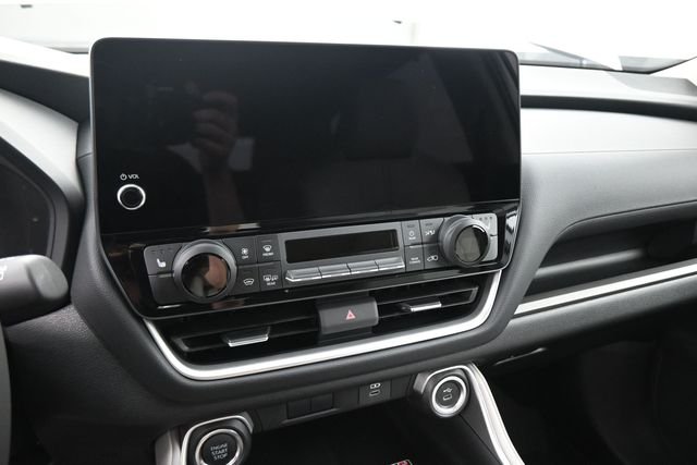 Used 2026 Beige Toyota XLE image 76
