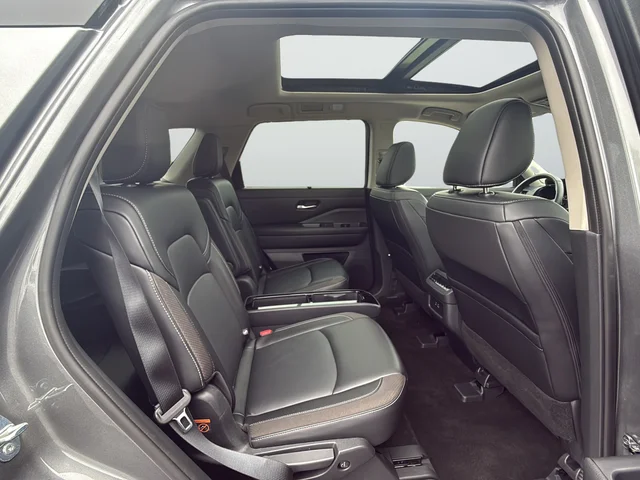 Used 2024 Gray Nissan SL image 25