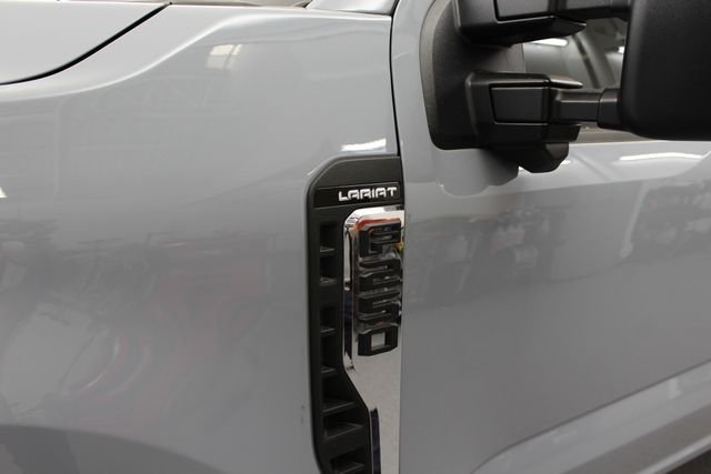 2026 Ford F-250 Super Duty Lariat - Photo 12