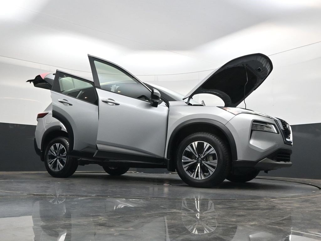 Used 2023 Brilliant Silver Metallic Nissan SV image 52