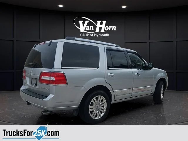 Used 2012 Ingot Silver Lincoln Base image 8