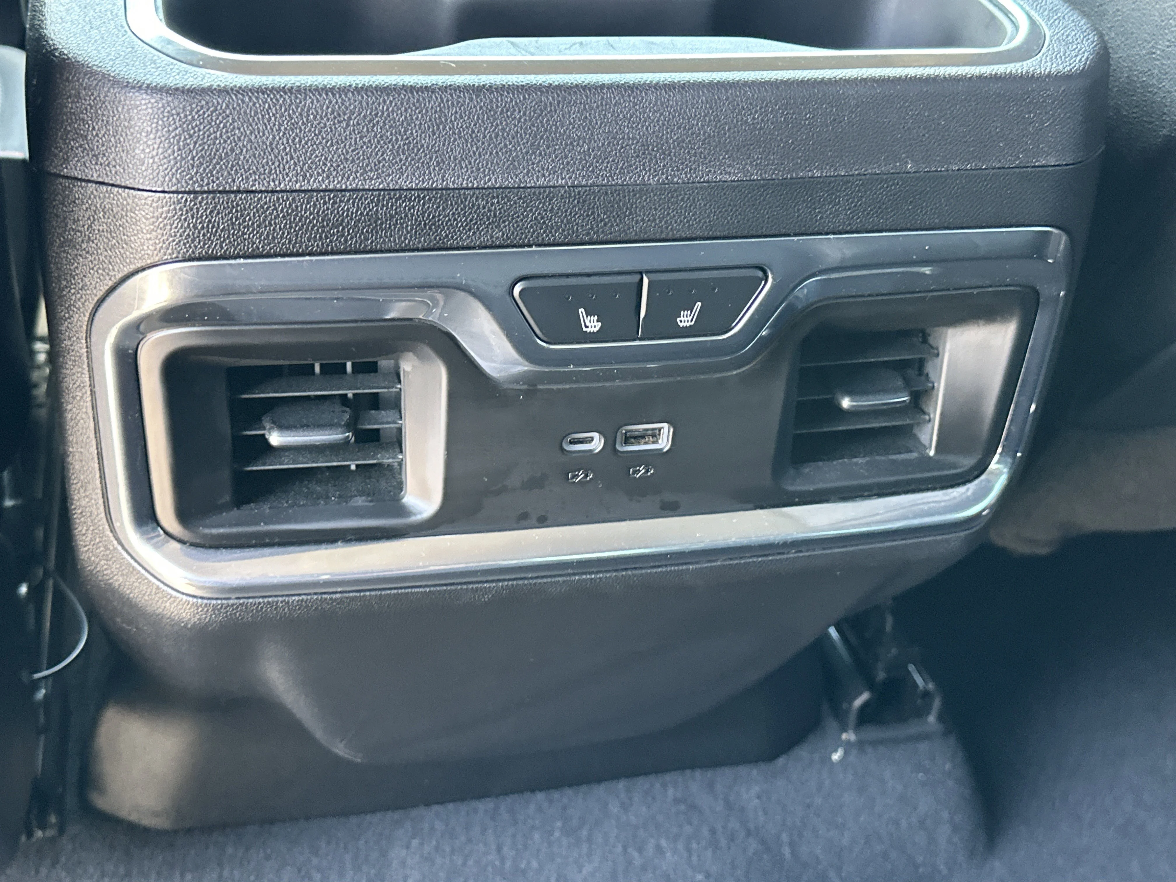 Certified Used 2024 Summit White GMC SLT image 26