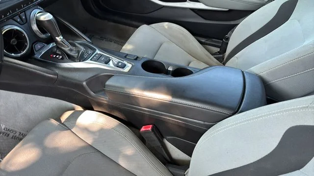Used 2018 Silver Chevrolet 1LT image 20