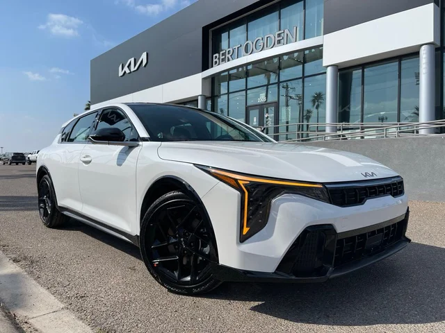 2026 Kia K4 GT-Line Turbo