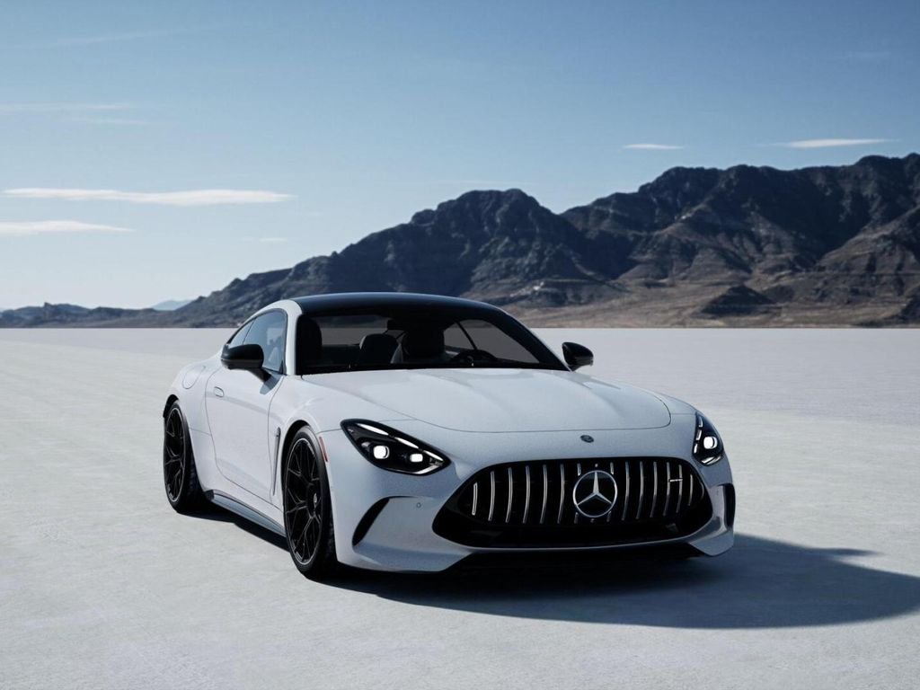 Used 2025 Polar White Mercedes-Benz Base 4MATIC® image 9