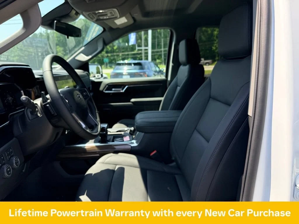 New 2026 Summit White Chevrolet LT Trail Boss image 5