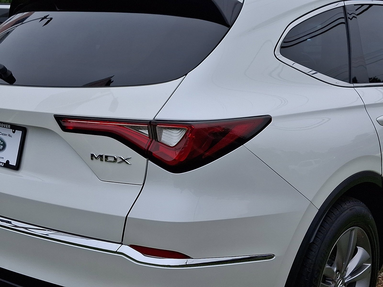 Used 2022 Platinum White Pearl   Wh Acura Standard image 15