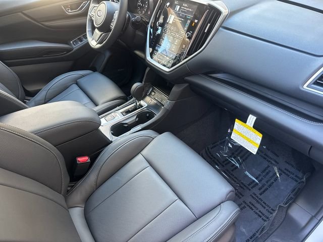 New 2026 CRYSTAL WHITE PEARL Subaru Limited 7-Passenger image 20
