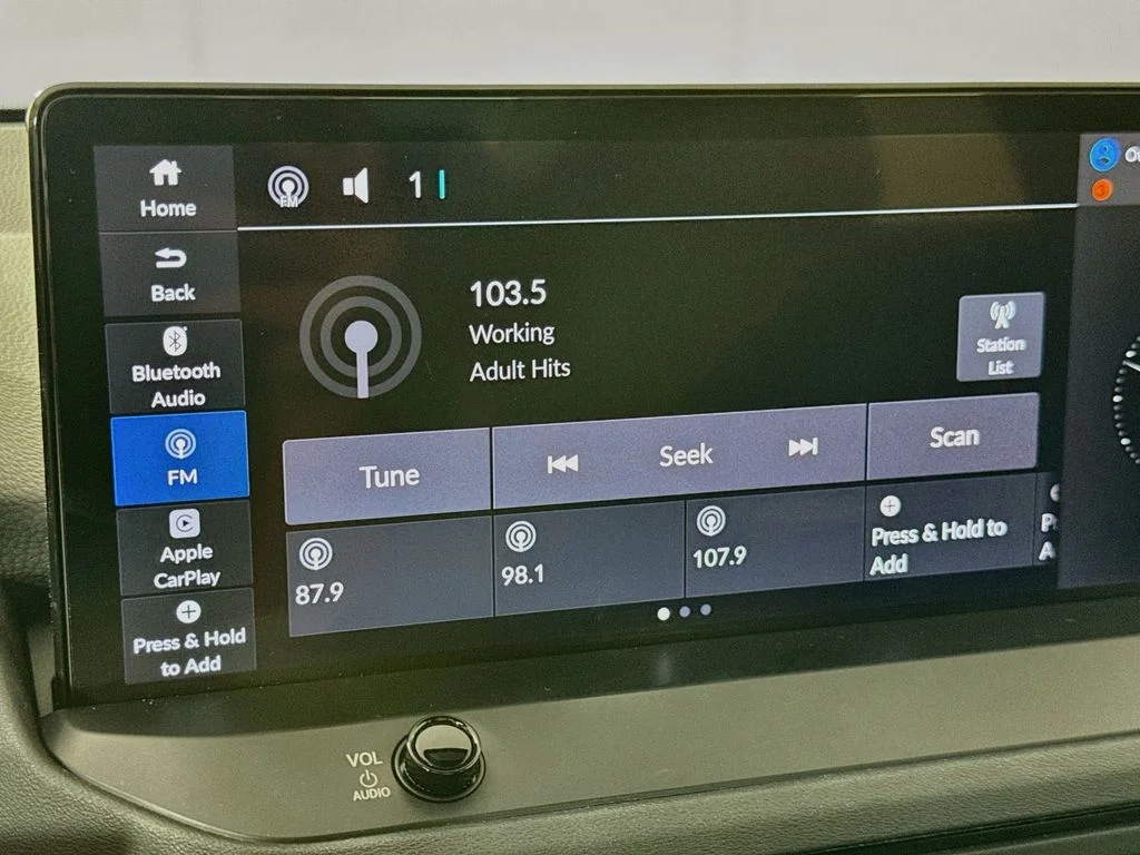 Used 2025 Gray Honda EX-L image 18