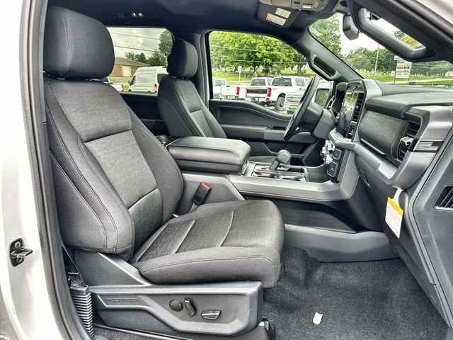 New 2026 White Ford XLT image 27