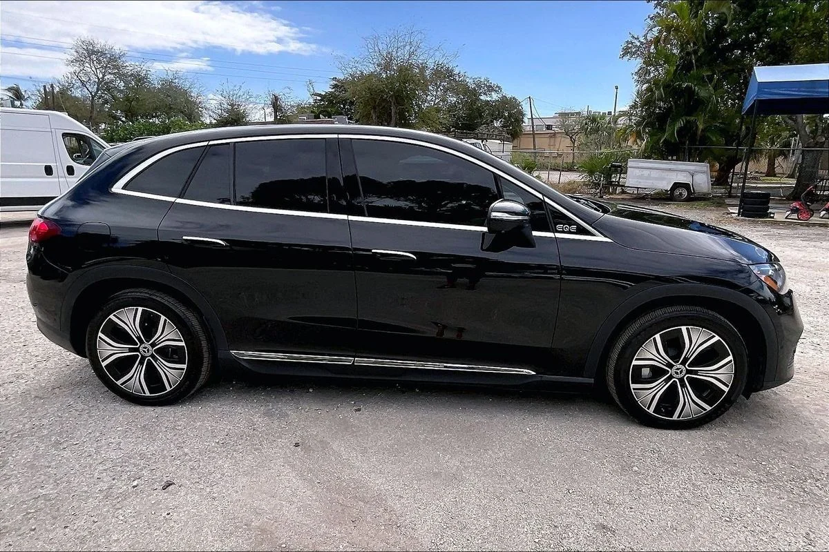 Used 2023 Black Mercedes-Benz 4MATIC® image 30