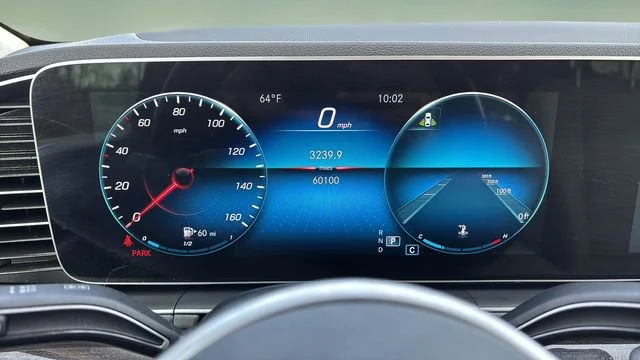 Used 2022 Gray Mercedes-Benz 4MATIC® image 12