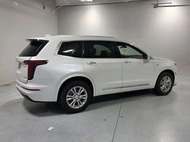 Used 2023 White Cadillac Luxury image 15
