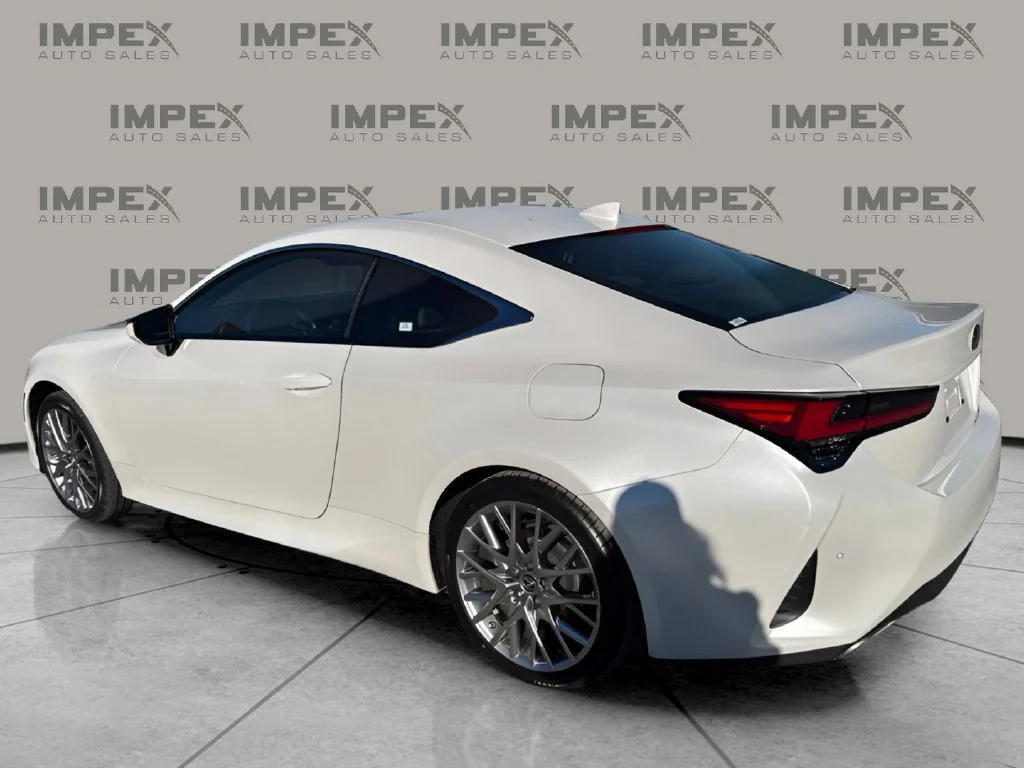 Used 2020 White Lexus 300 image 3
