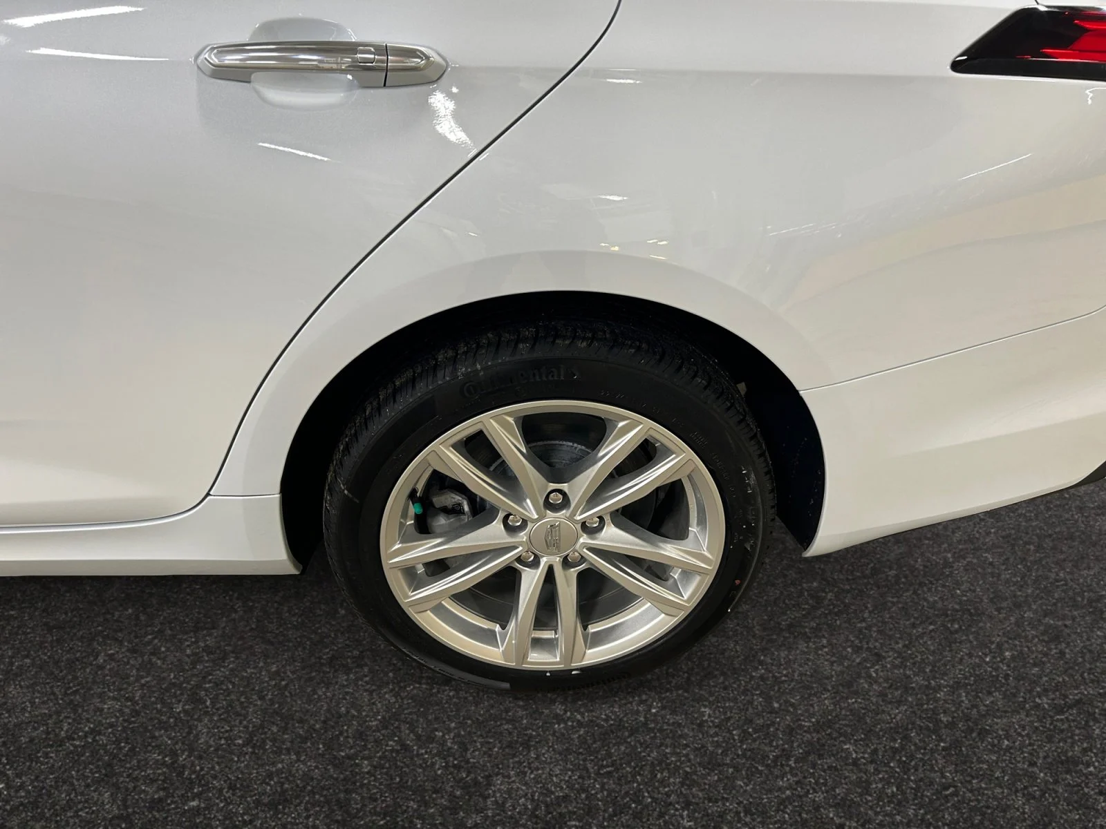 New 2026 Vibrant White Tricoat Cadillac Luxury image 9