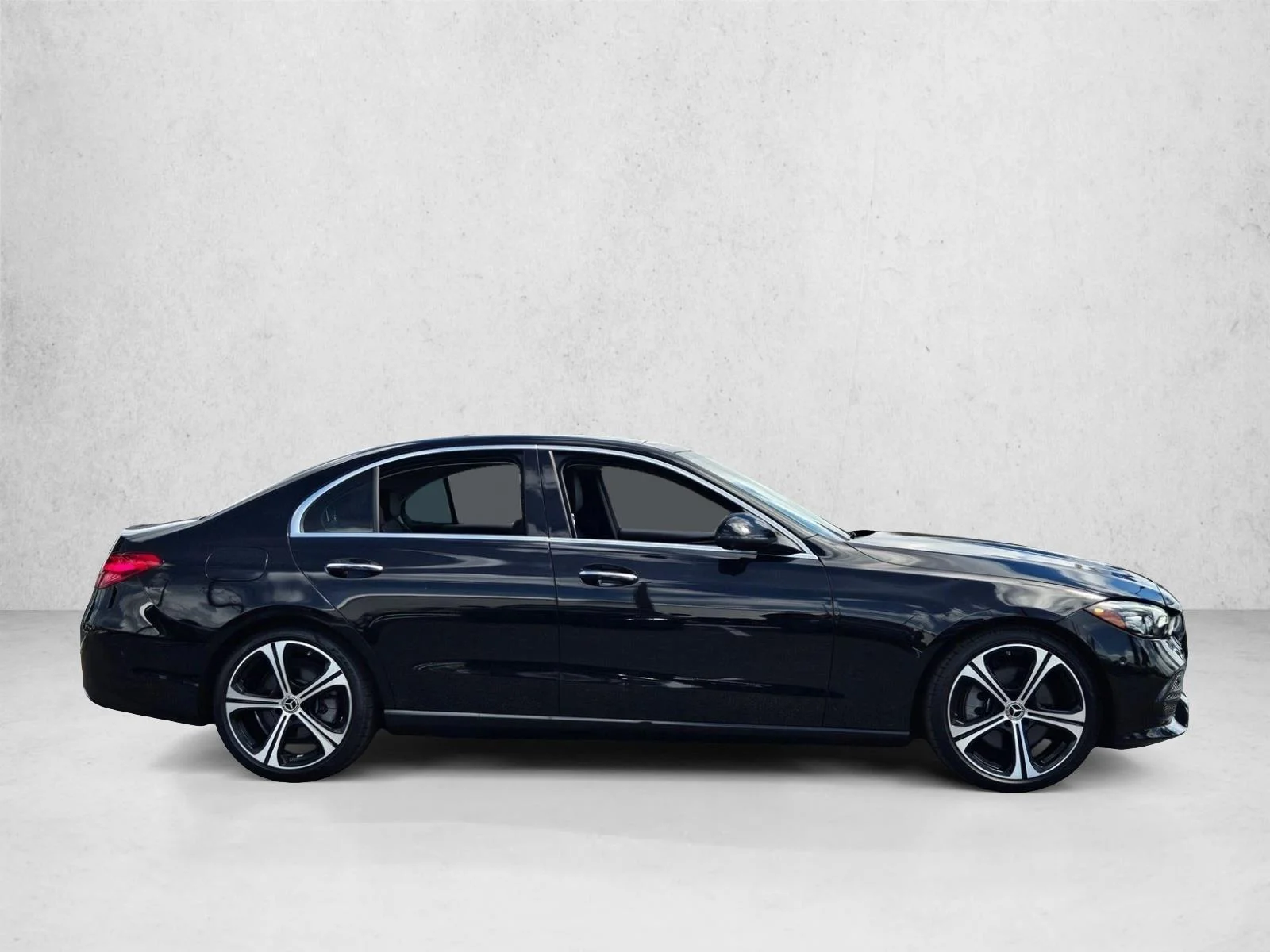 Used 2022 Black Mercedes-Benz C 300 image 4