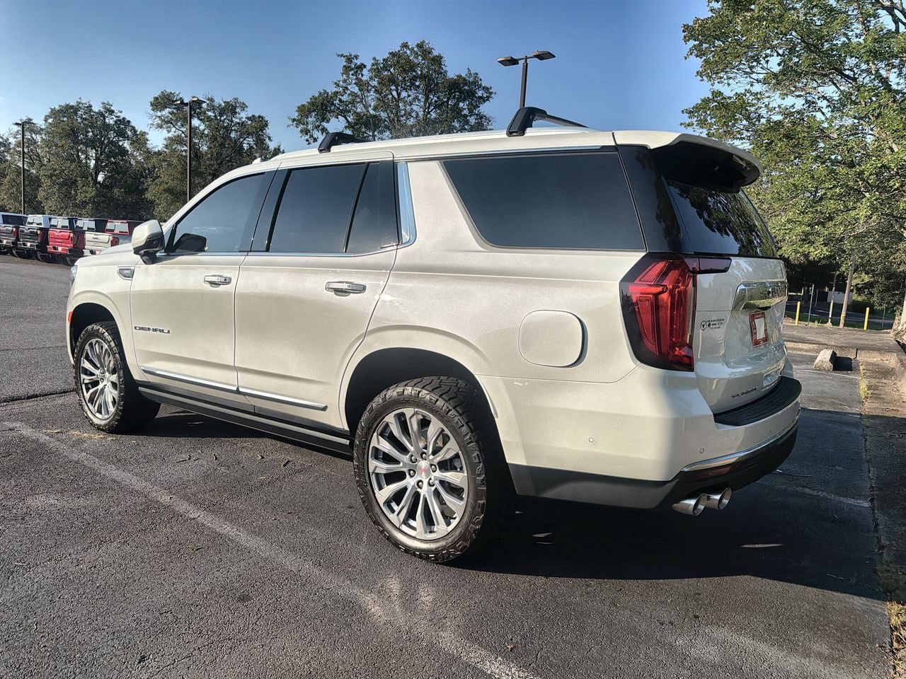 Used 2023 WHITE FROST TRICOAT GMC Denali image 6