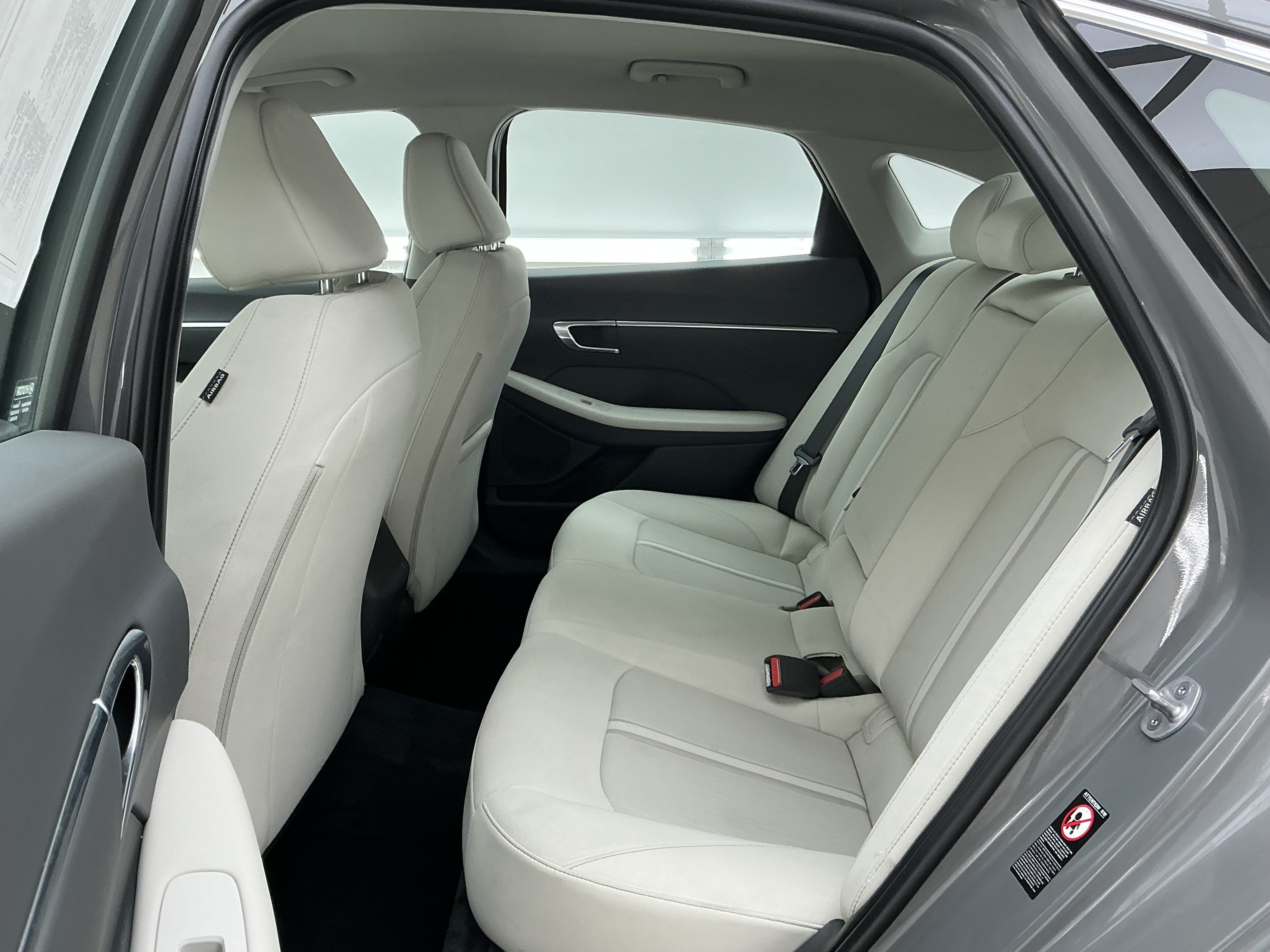 Certified Used 2023 Hampton Gray Hyundai SEL image 18