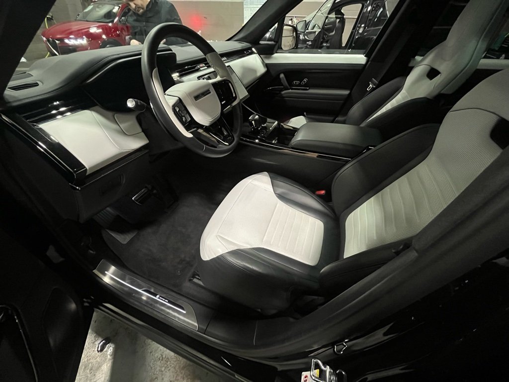 2024 LAND ROVER RANGE ROVER SPORT - Image 20