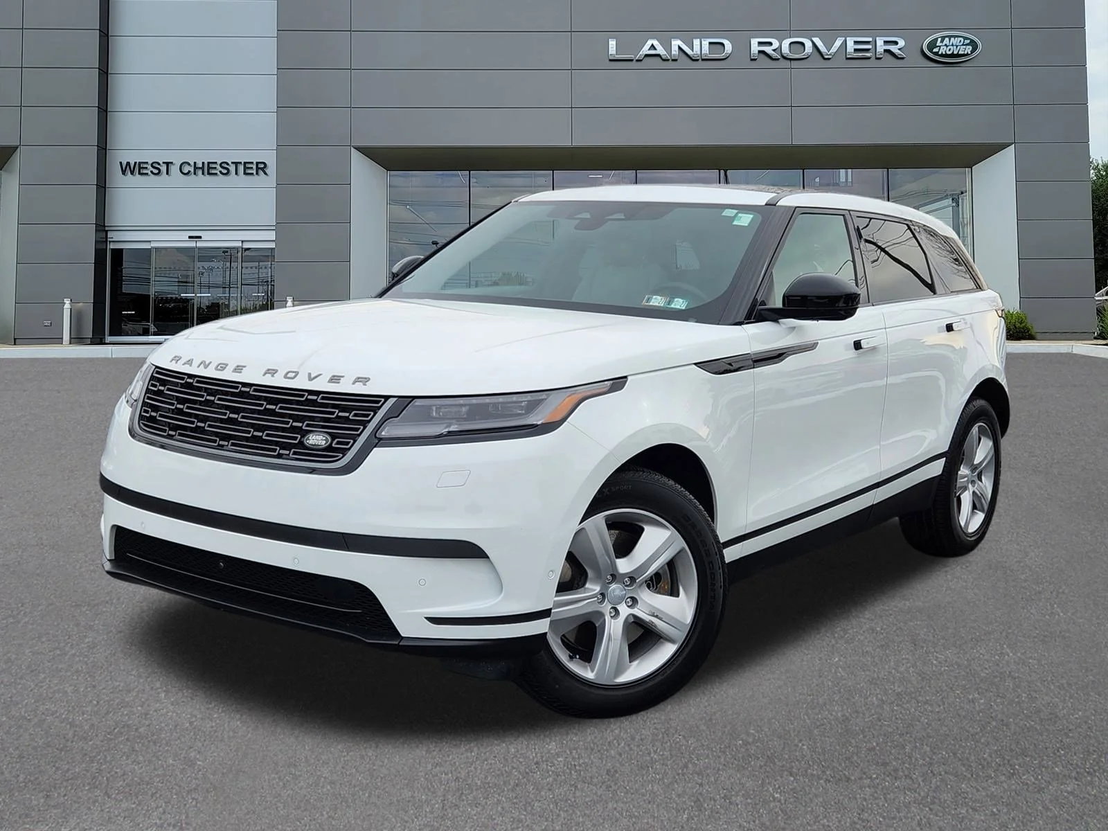 2026 Land Rover Range Rover Velar P250 S's photo