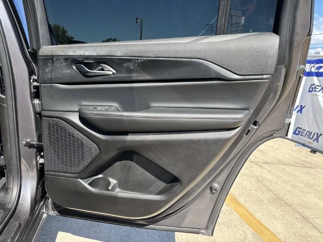 Used 2025 Gray Jeep Altitude X image 26