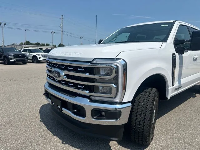 New 2026 Oxford White Ford F-250® Lariat® image 34