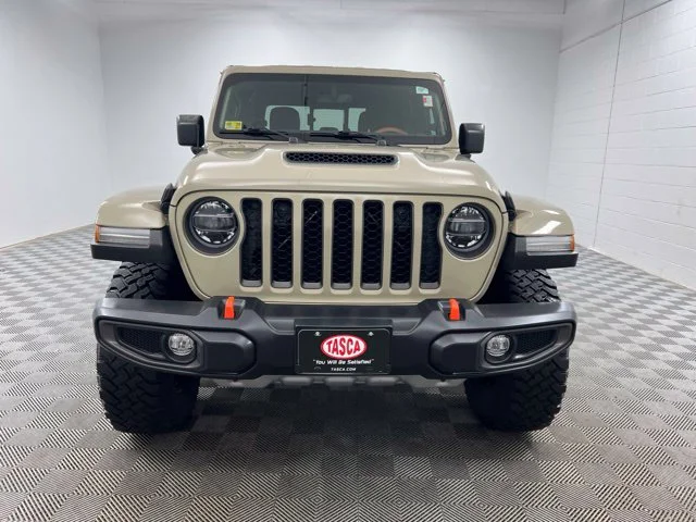 Used 2022 Beige Jeep Mojave image 3