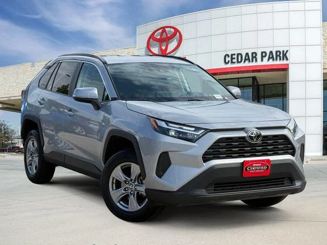 Certified Used 2025 SILVER SKY METALLIC Toyota XLE image 32